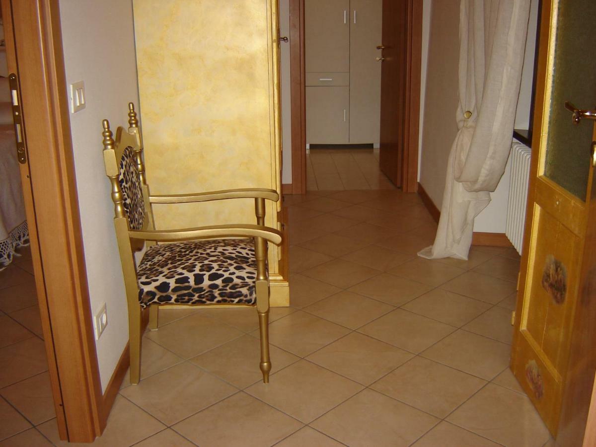 Casa Del Sole Appartamento N° 2 White And Gold Room Gavardo Esterno foto