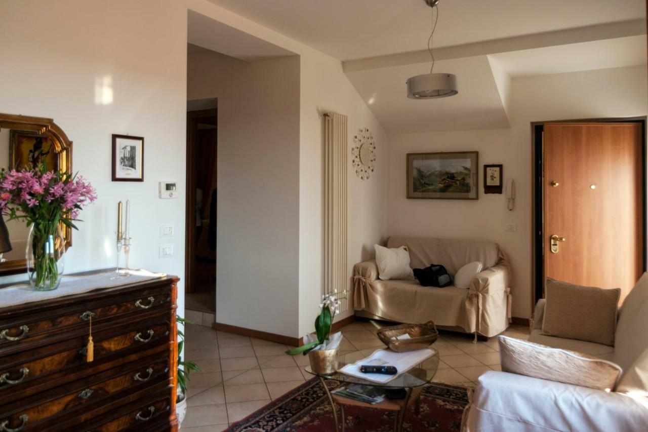 Casa Del Sole Appartamento N° 2 White And Gold Room Gavardo Esterno foto