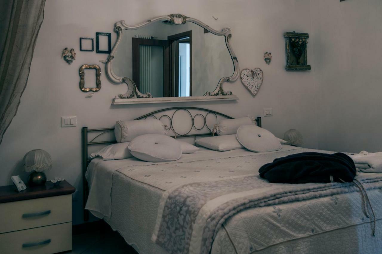 Casa Del Sole Appartamento N° 2 White And Gold Room Gavardo Esterno foto